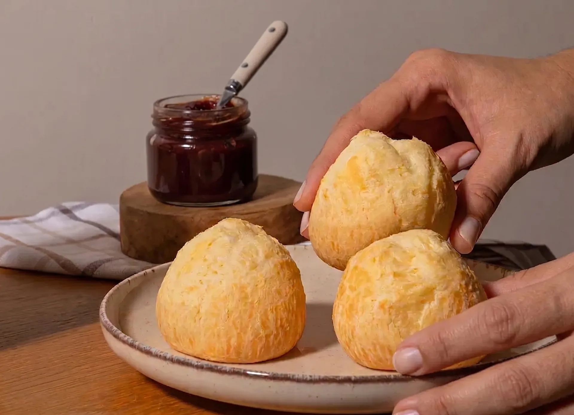 Pão de Queijo Mineirinho Mega Lanche — ao forno congelado