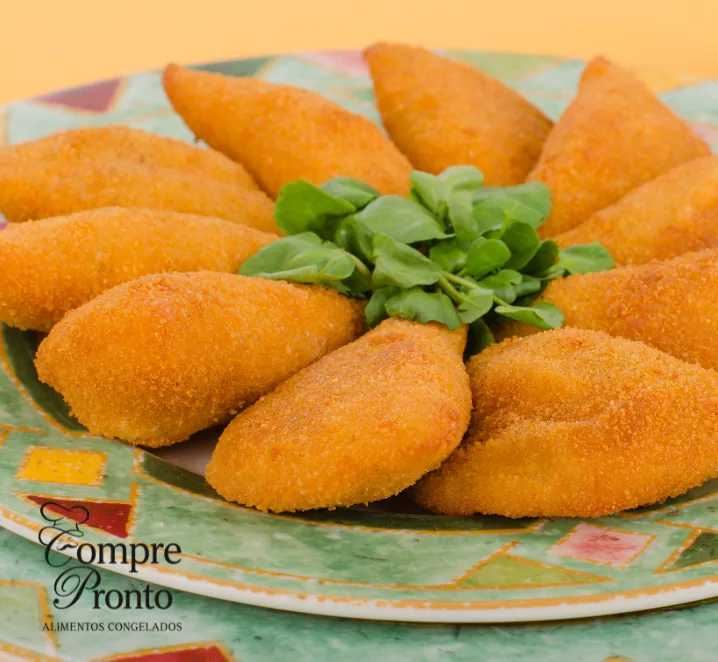Mini Risoles de Frango já Frito — coquetel congelado