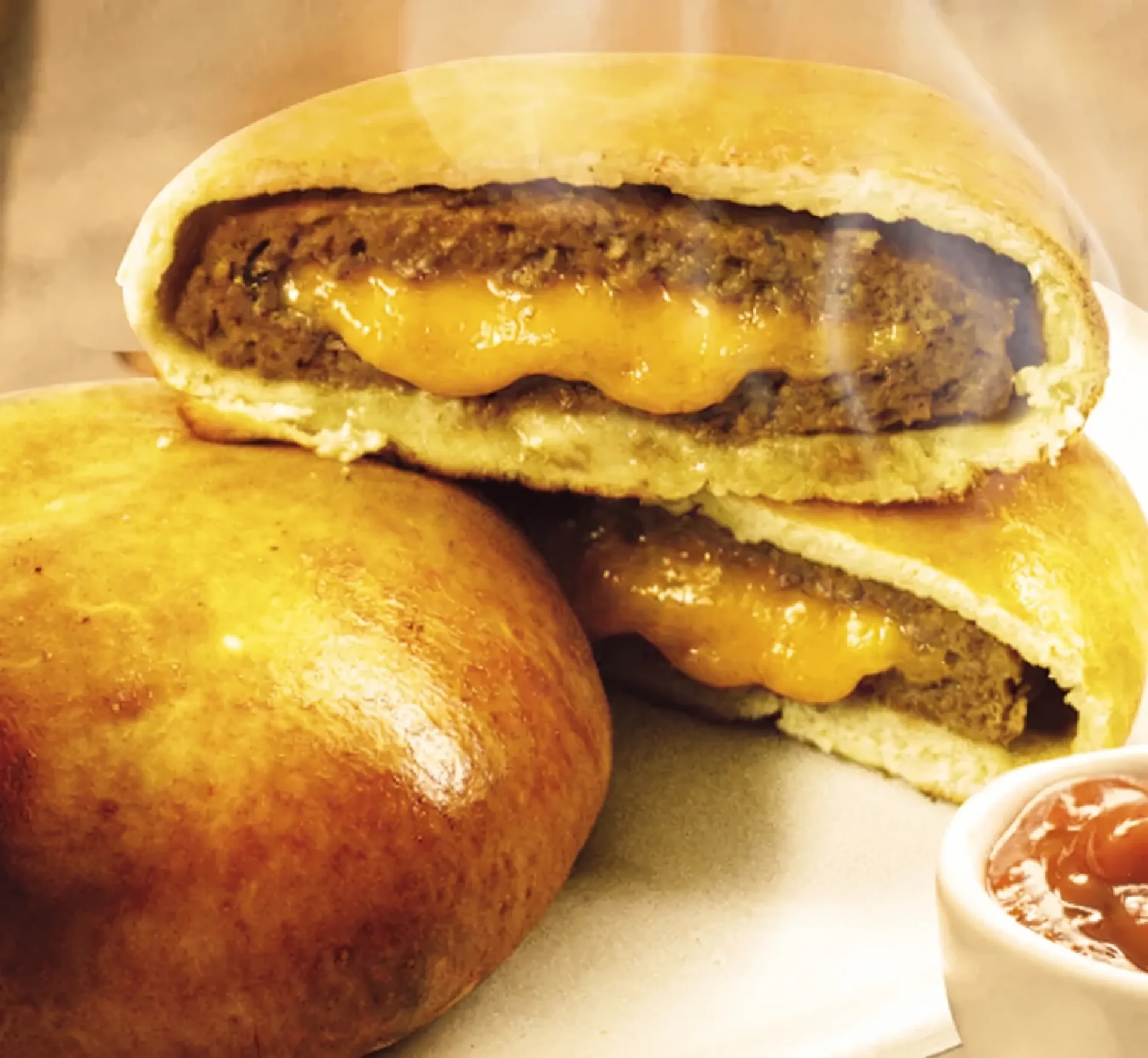 X Burger Duplo Cheddar com Bacon — ao forno congelado