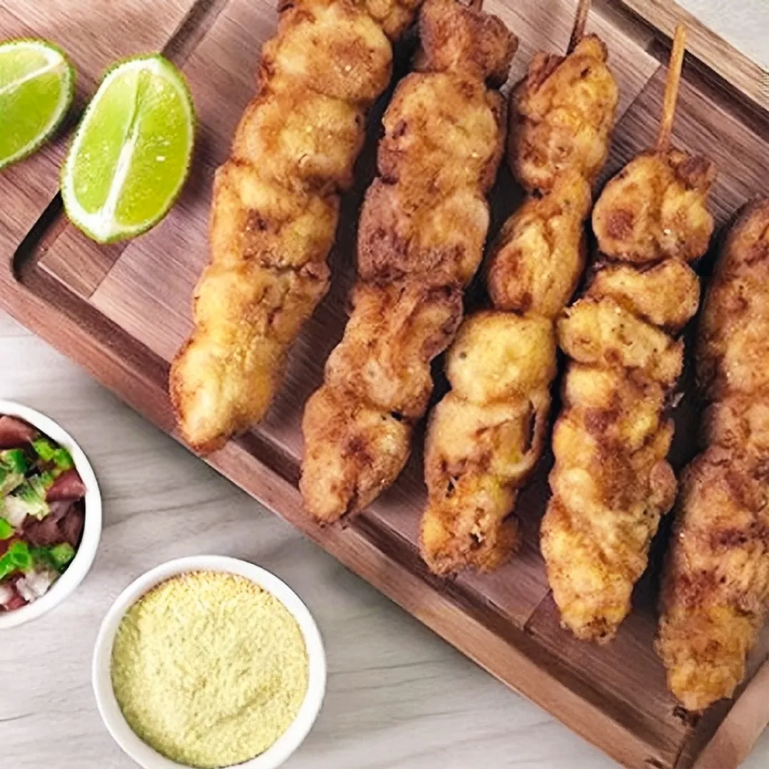 Espetinho Compre Pronto de Frango Frito — pronto em minutos congelado